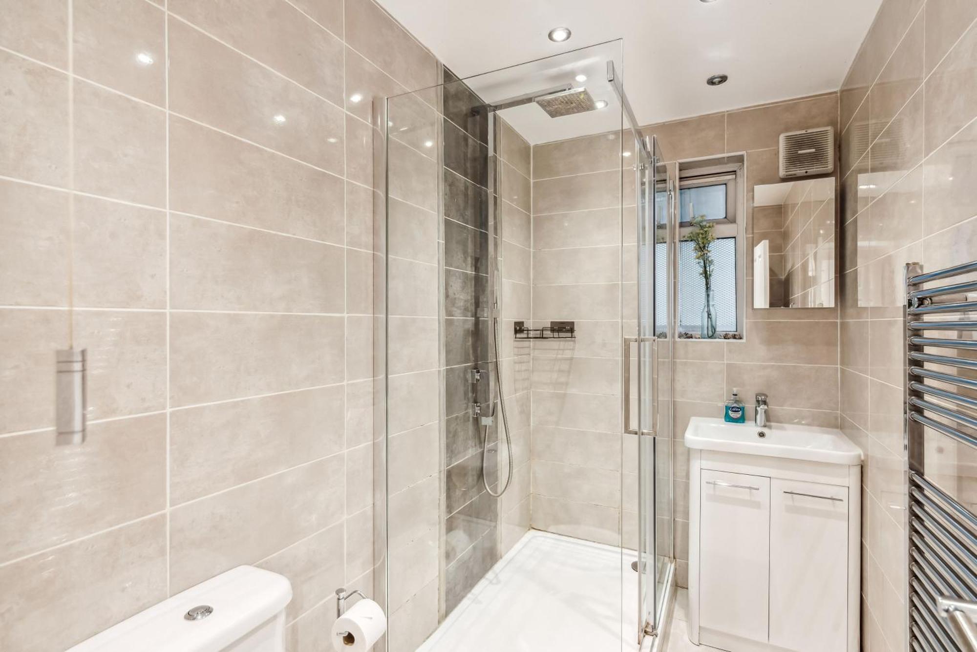 Spacious Ground Floor - Fab Location * Лондон