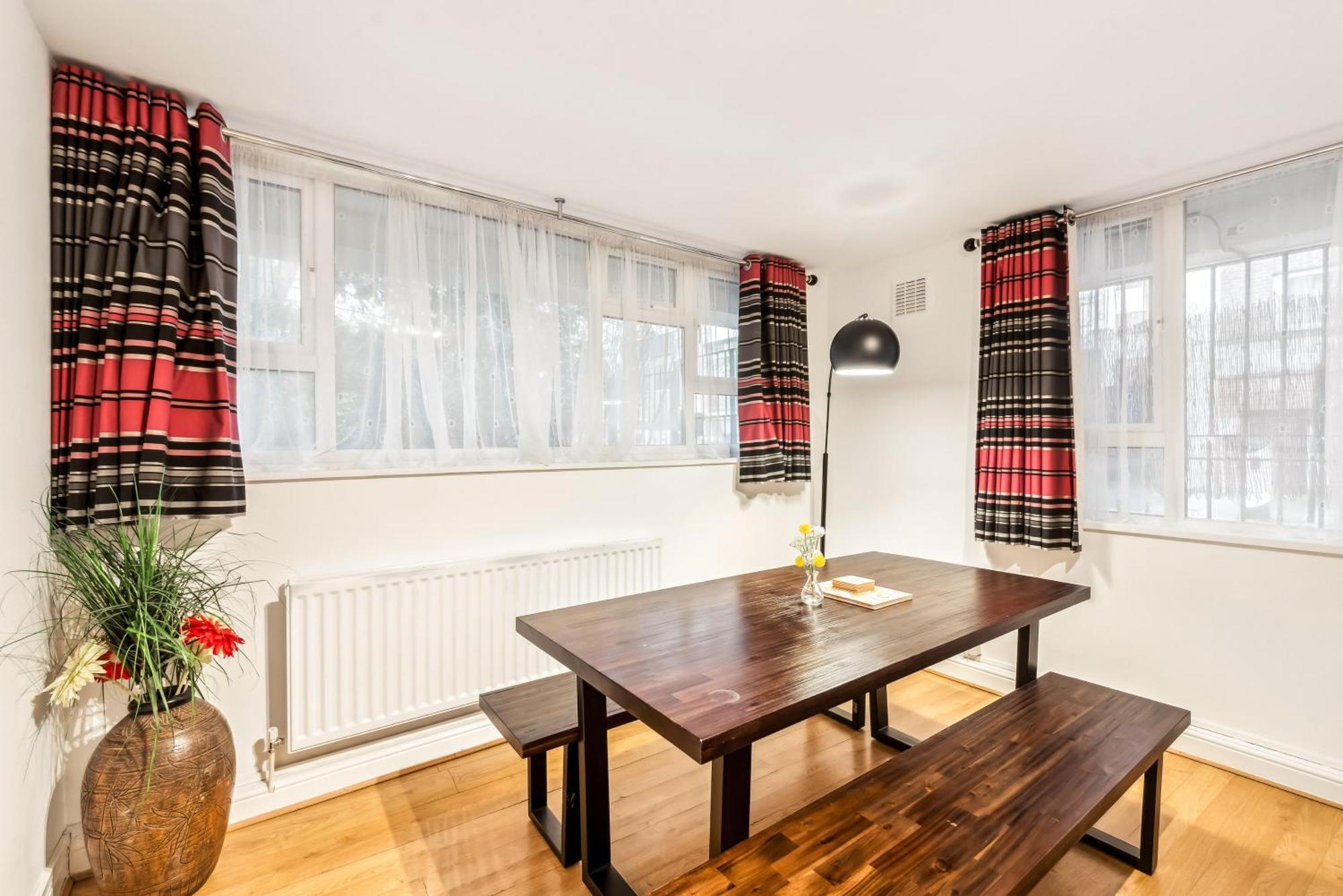 Spacious Ground Floor - Fab Location Лондон